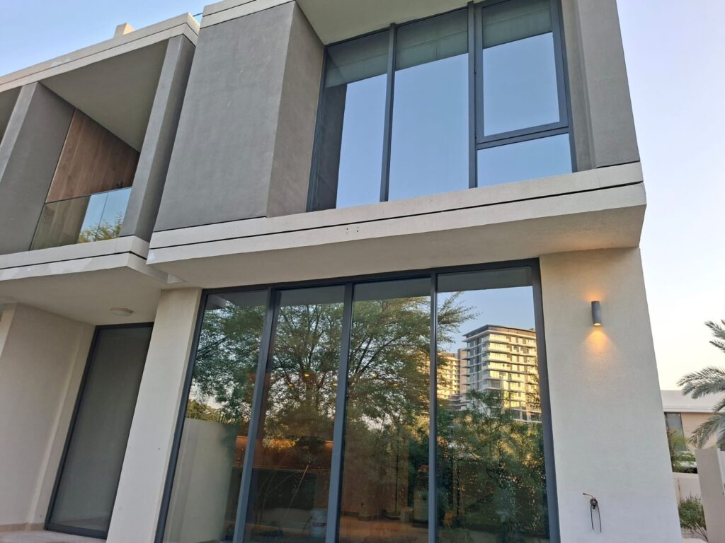 Professional move-in deep cleaning service at luxury villa in Dubai Hills Estate before handover